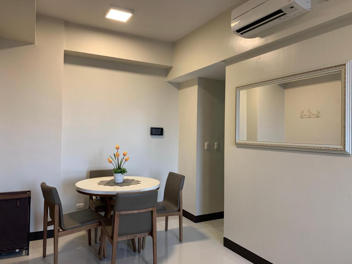 Mactan Newtown Deluxe Island Breeze Apartment Lapu-Lapu City Bagian luar foto