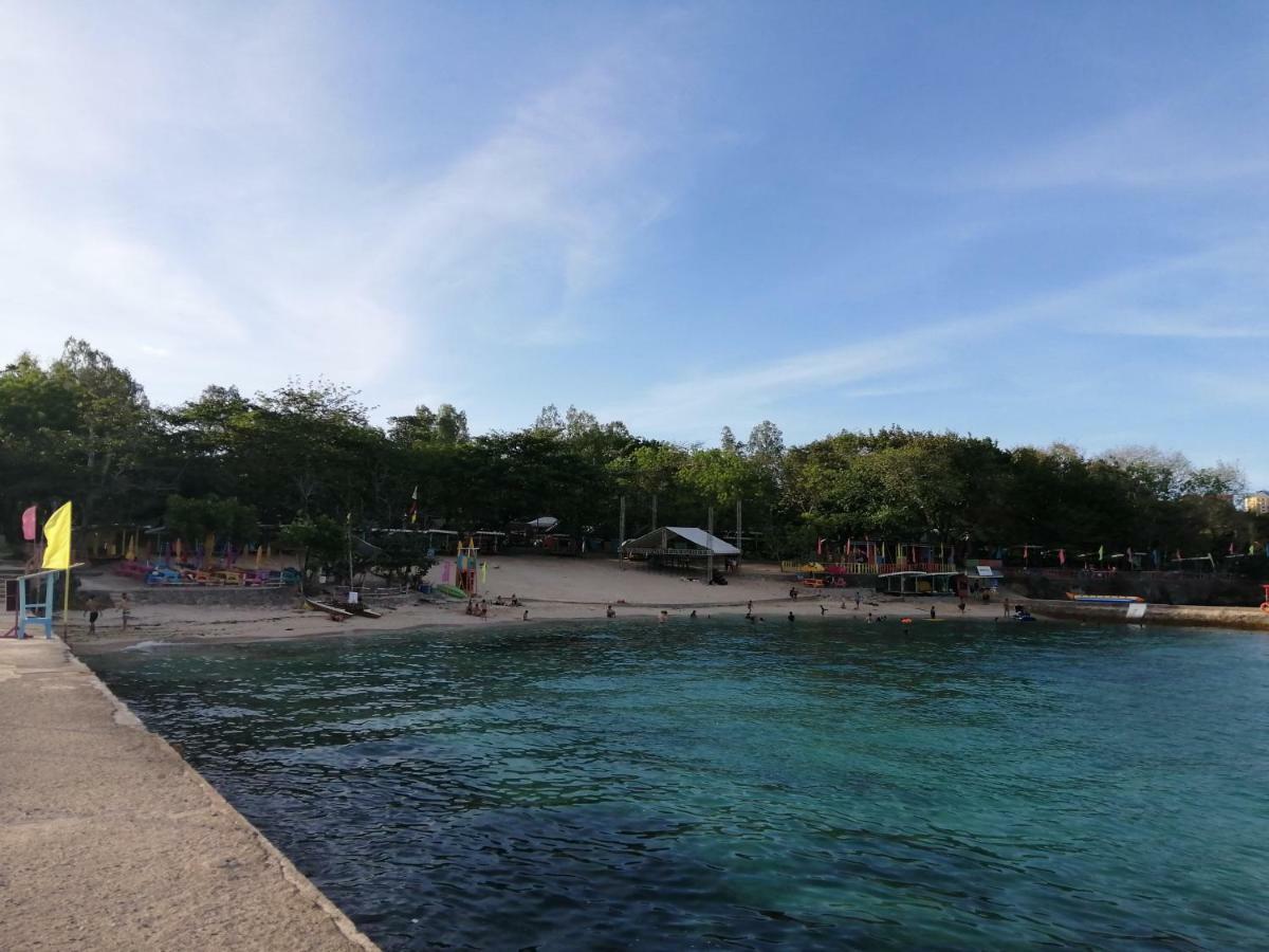 Mactan Newtown Deluxe Island Breeze Apartment Lapu-Lapu City Bagian luar foto