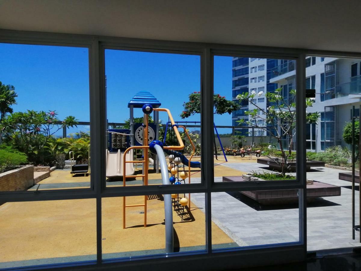 Mactan Newtown Deluxe Island Breeze Apartment Lapu-Lapu City Bagian luar foto